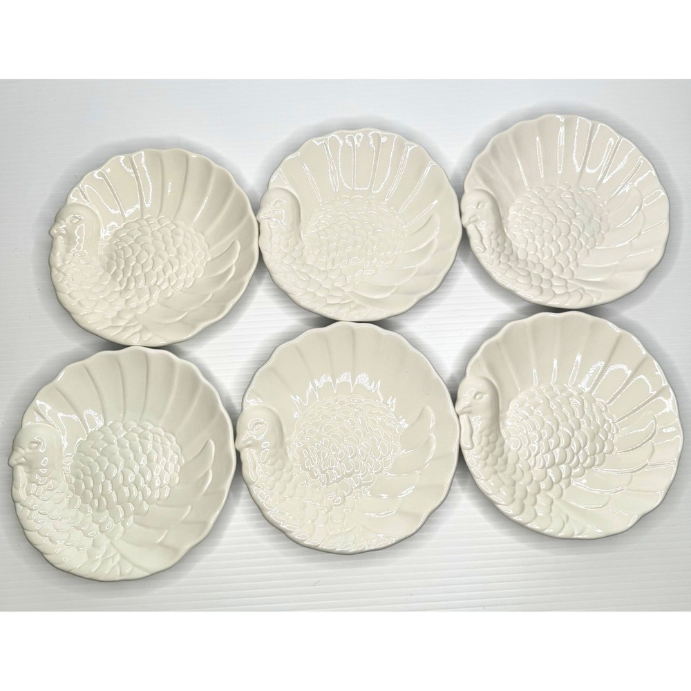 Pottery Barn Turkey Pattern White Ceramic Plates Set of 6 7" Microwave Safe